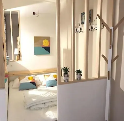 Cocoon / Centre *
